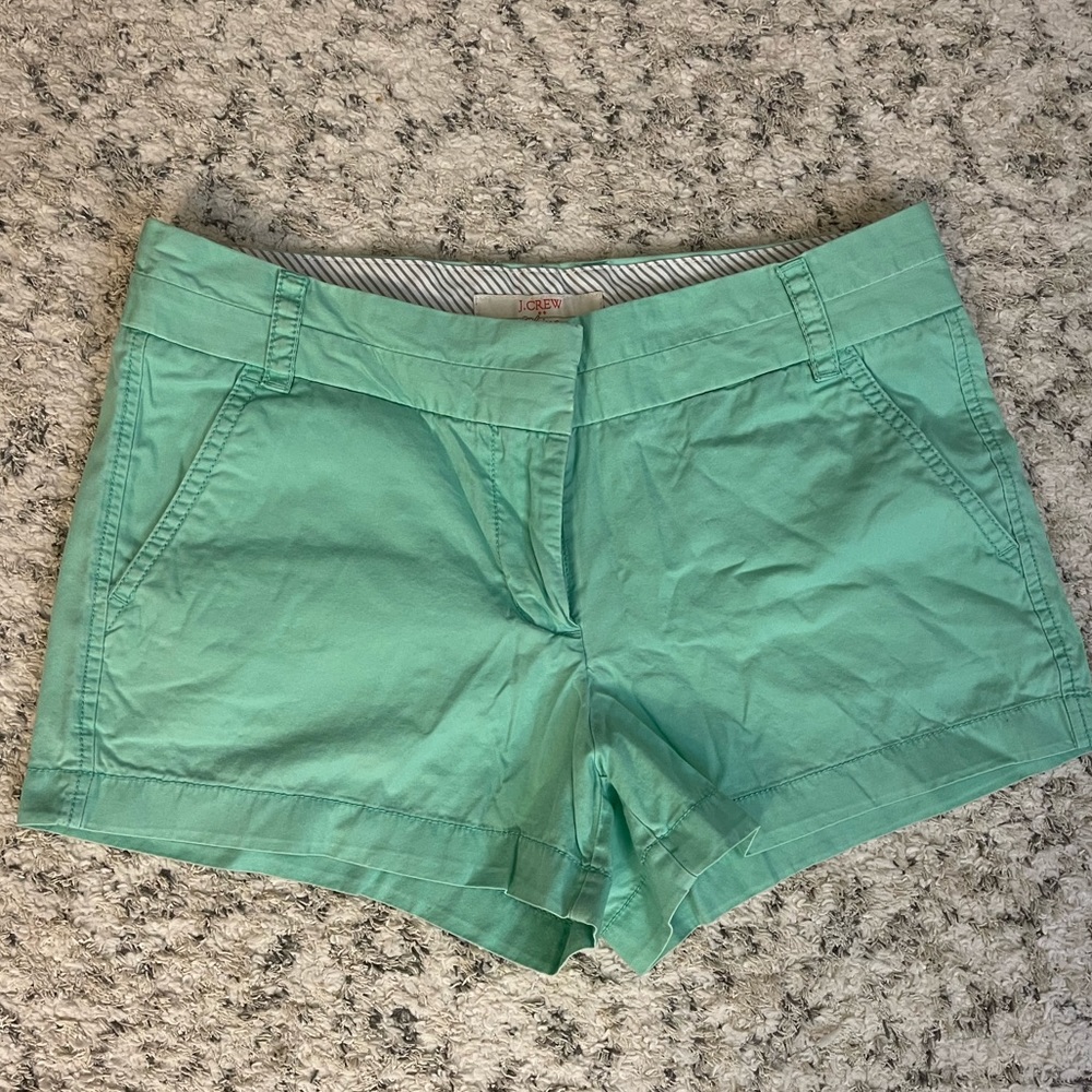 J. Crew women’s mint green Chino shorts Size 6